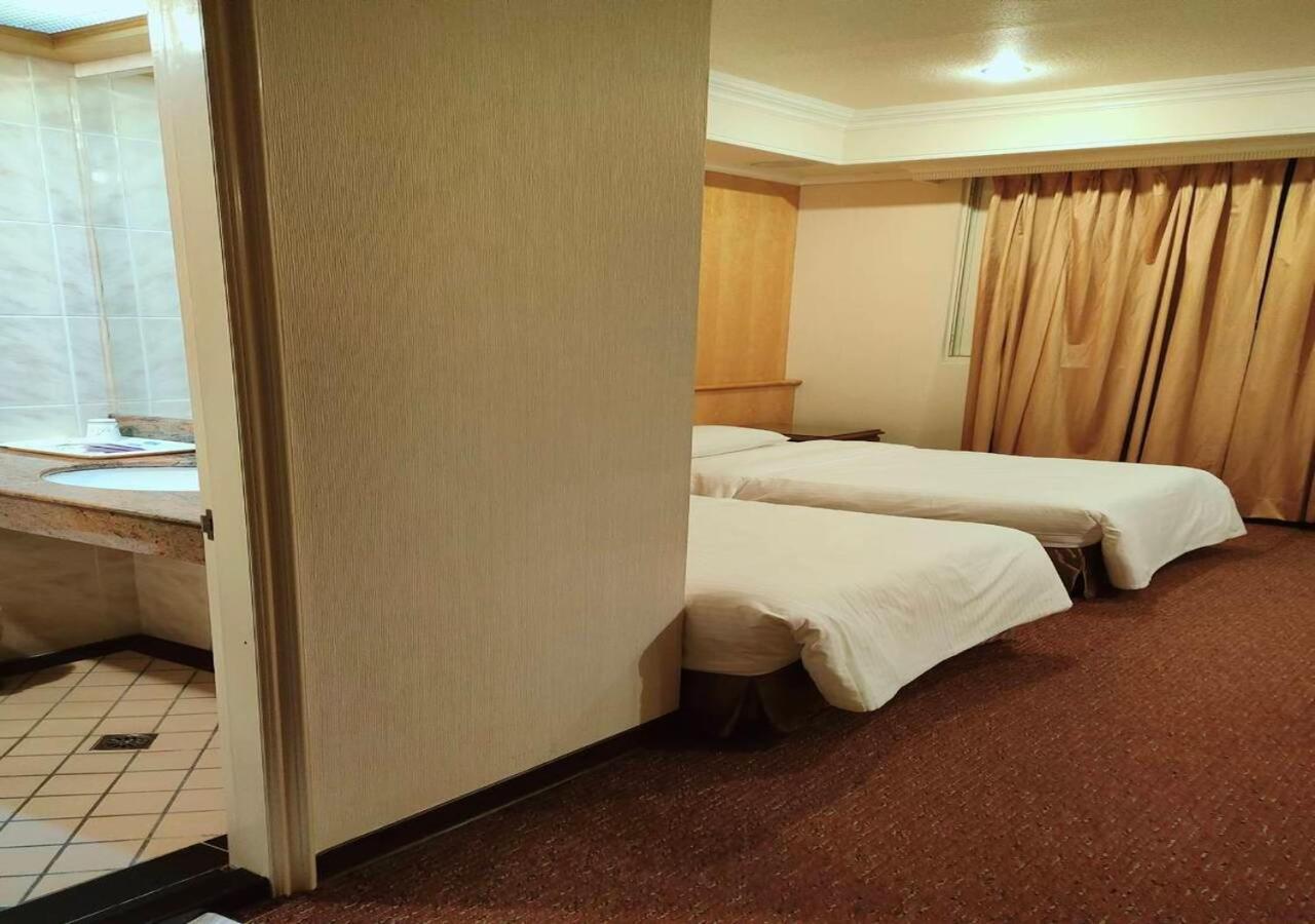 Champion Hotel Taipei Exterior photo